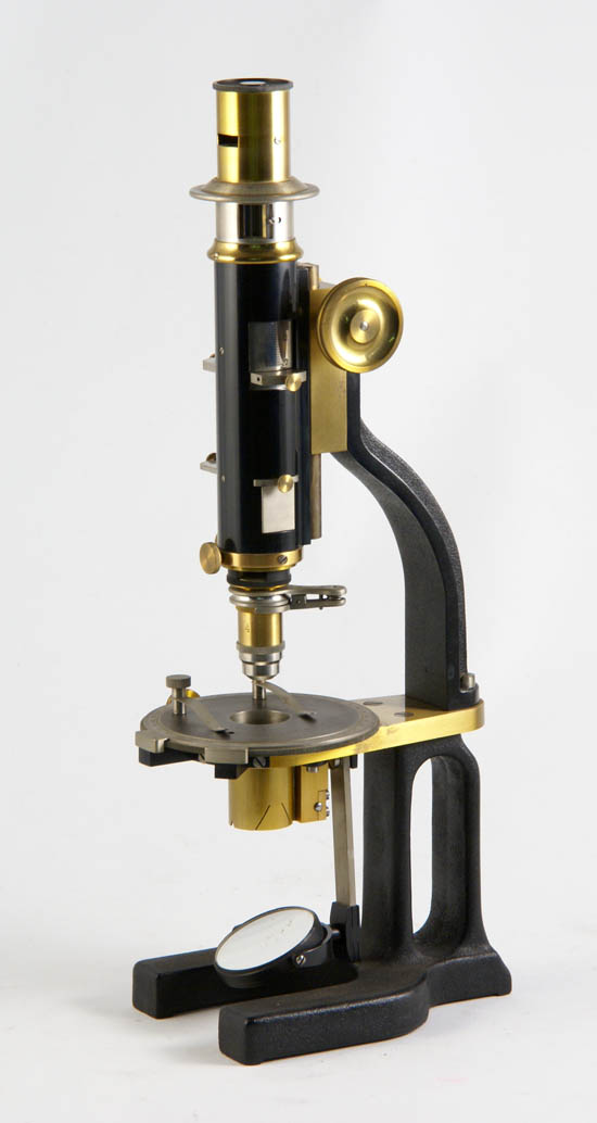 >Polarizing microscope, R. Fuess, Steglitz, Berlin