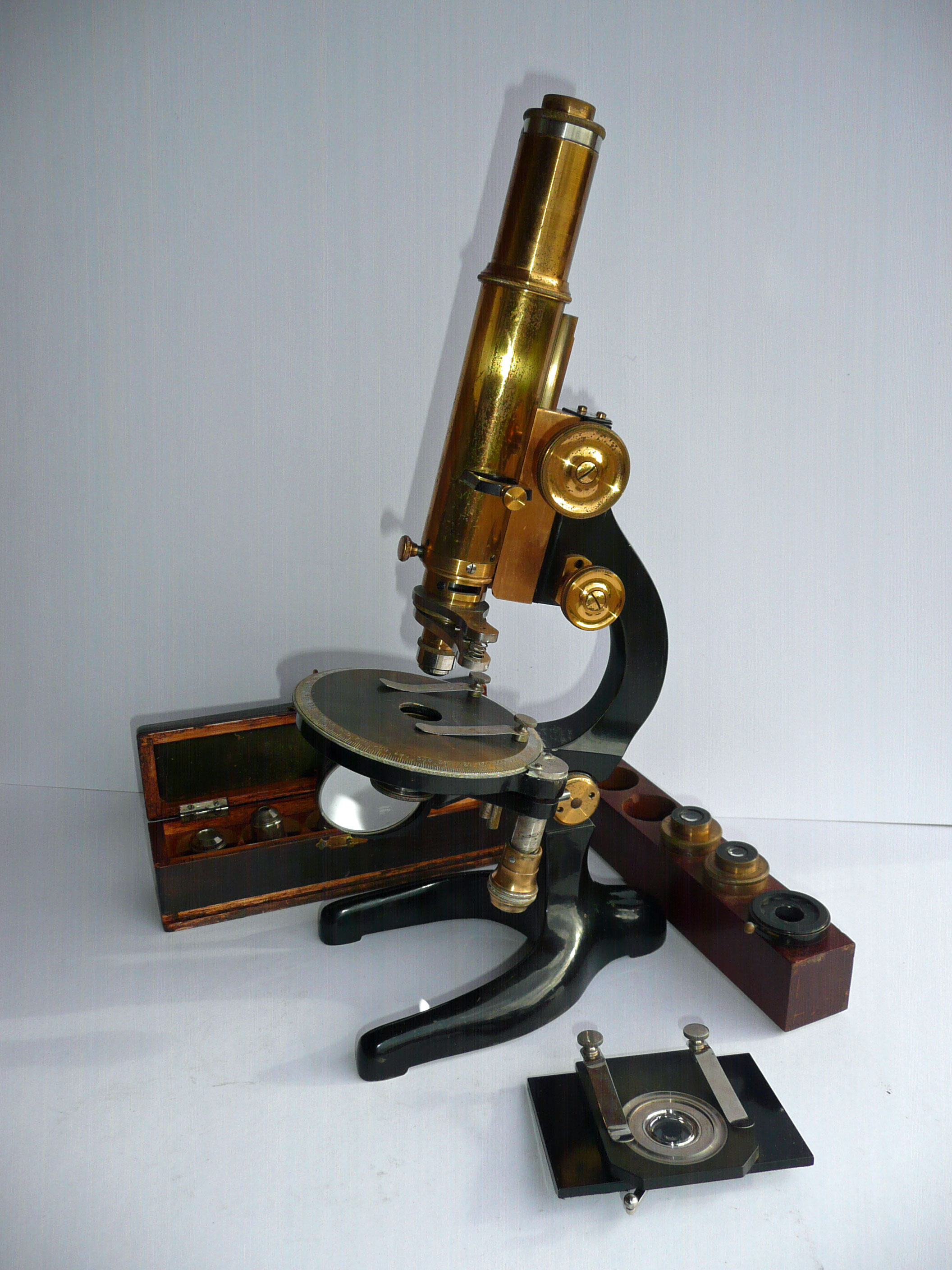 Polarizing microscope, Seibert (Wetzlar, Germany)
