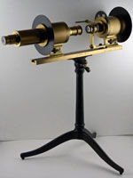 Projector polariscope